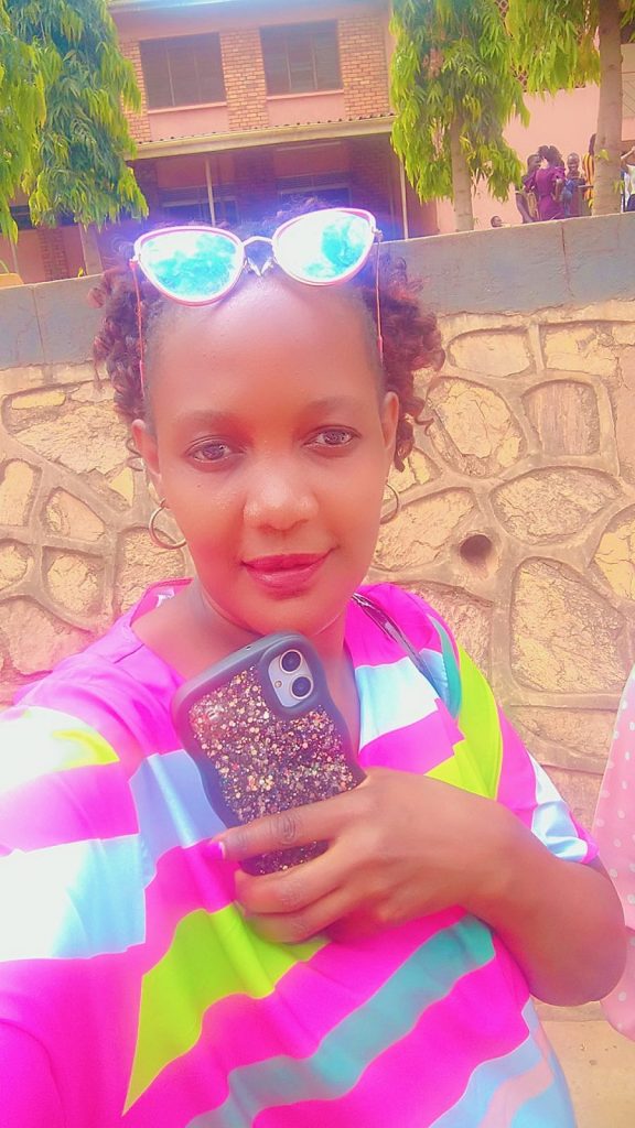 Daphine Godchosen